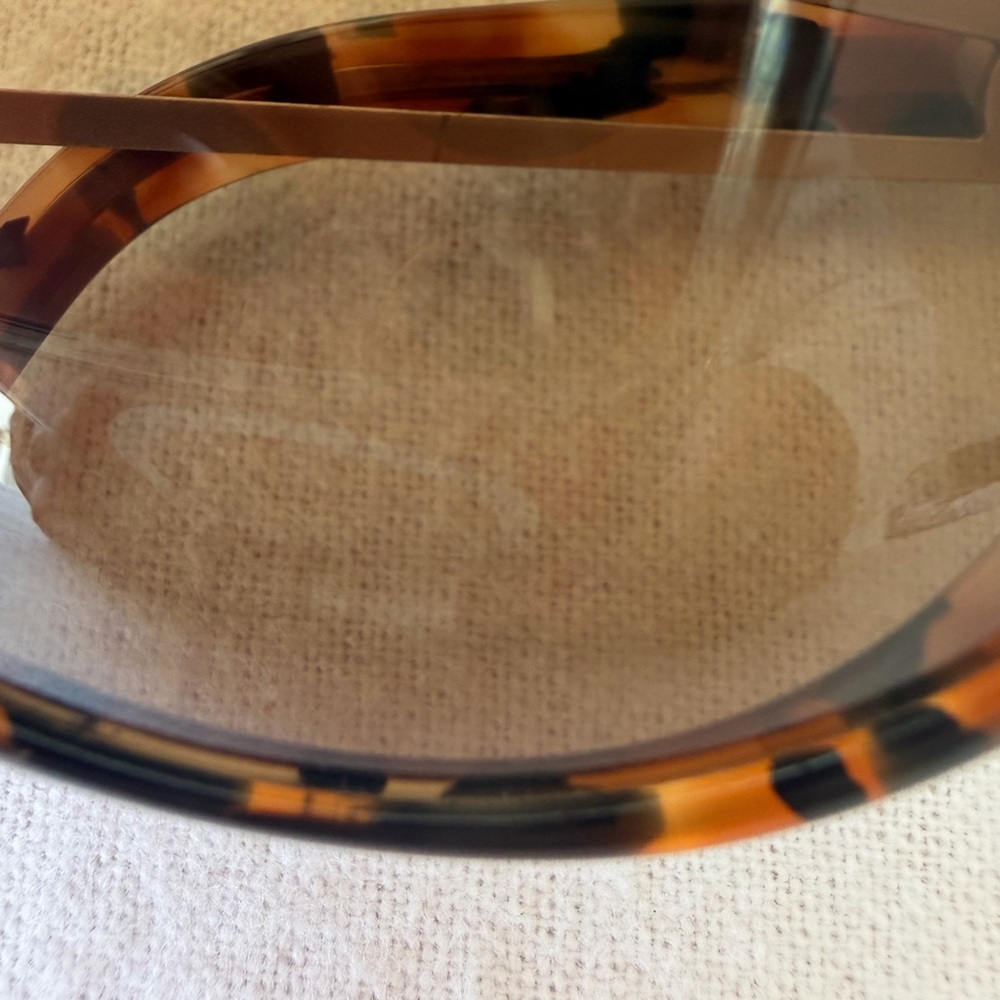 Vintage FENDI FS 143 Tortoise Shell Oval Sunglasses - Made in Italy - Picture 10 of 10